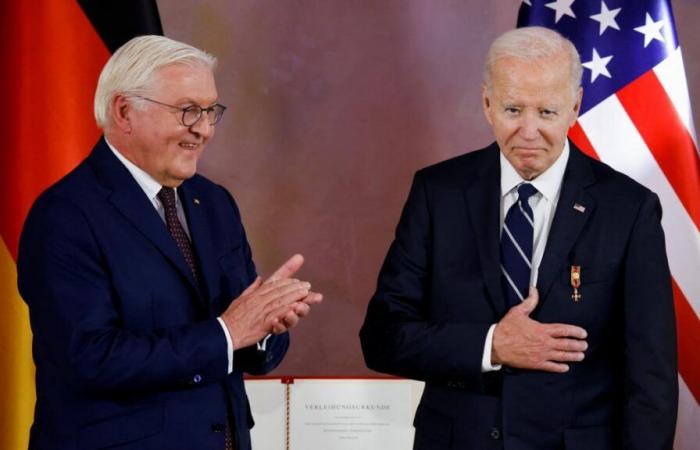 „Wir müssen unsere Unterstützung aufrechterhalten“ für die Ukraine, sagt Joe Biden in Berlin