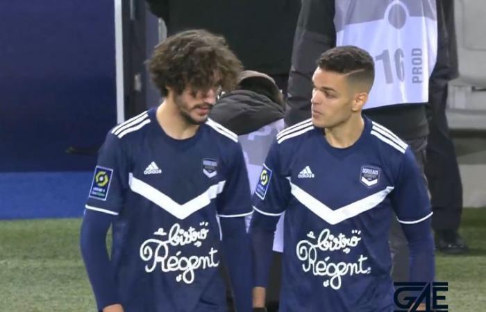 Yacine Adli: „Hatem wird oft als der Typ kategorisiert, der ein bisschen ein Nerd ist … Aber er war der Typ, mit dem ich Schach gespielt habe, und das bereitet die Szene vor.“