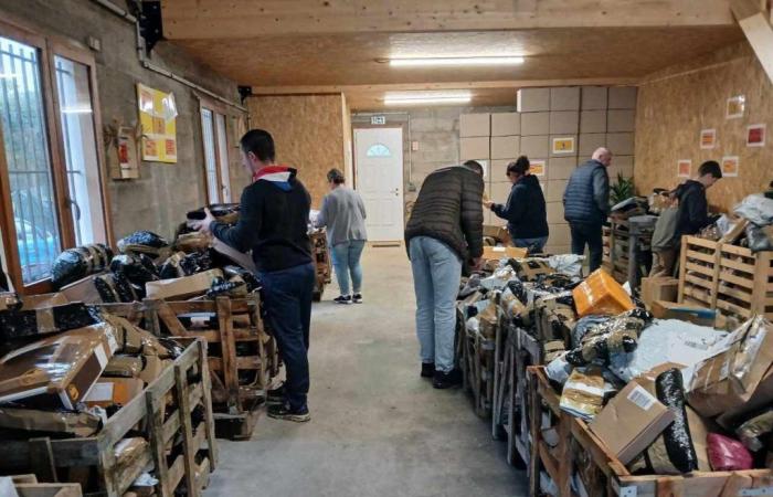 Kleidung, Schuhe, vernetzte Uhren … In Yvelines wird ein Geschäft für verlorene Pakete eröffnet