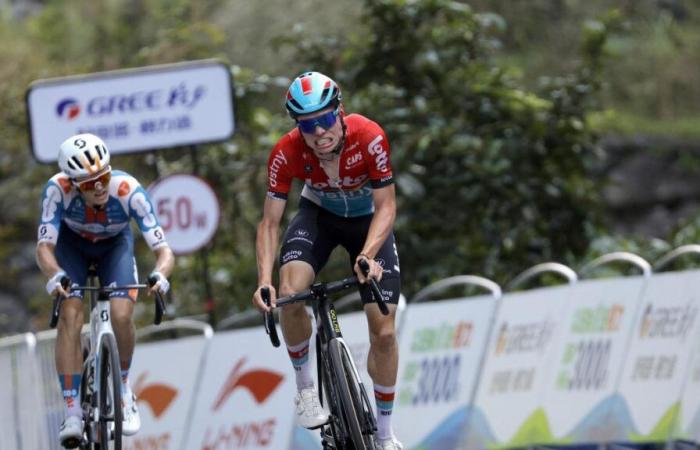 Guangxi Tour: Lennert Van Eetvelt gewinnt die Königsetappe und übernimmt die Gesamtführung (Video)