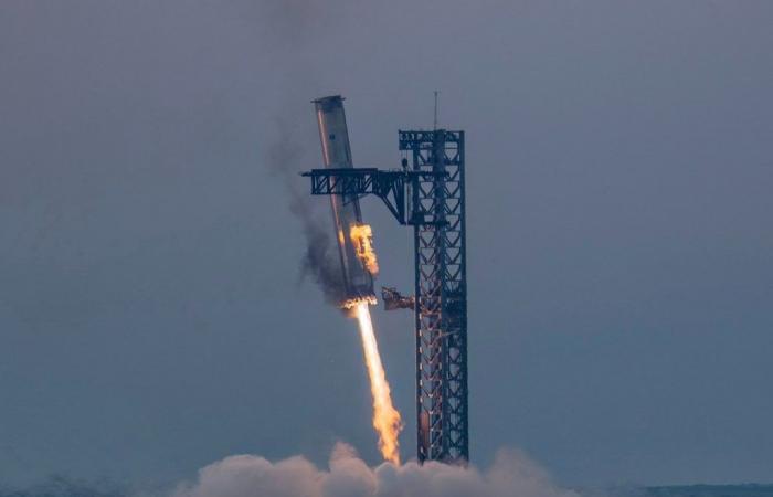 warum SpaceX seine Raketen mitten im Flug einfangen muss