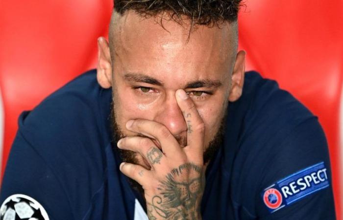 Unter Tränen spricht Neymar über seine Verletzung