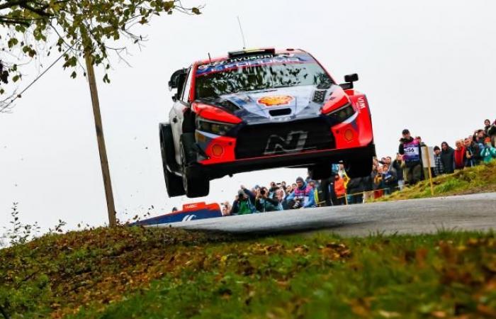 Der Spitzenreiter der Mitteleuropäischen Rallye, Thierry Neuville, strebt seinen ersten Weltmeistertitel an