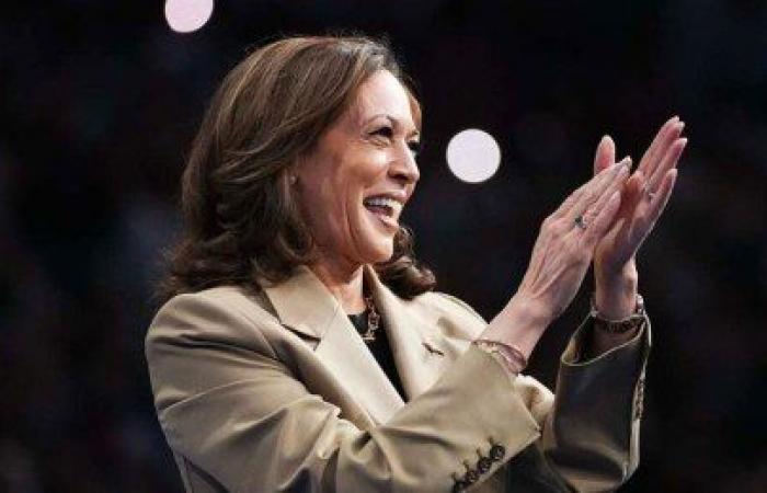 Kamala Harris sagt, Trump „erniedrigt das Amt“