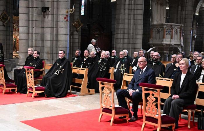 Prinz François d’Orléans investiert seine Schwägerin Naomi in den Orden von Saint Lazare in Monaco