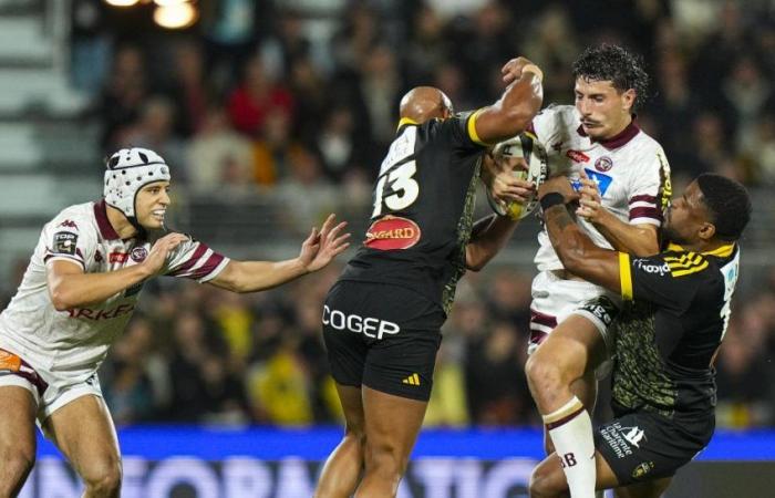 Zur Pause misshandelt La Rochelle Bordeaux, der das Spiel mit 14 Punkten beenden wird