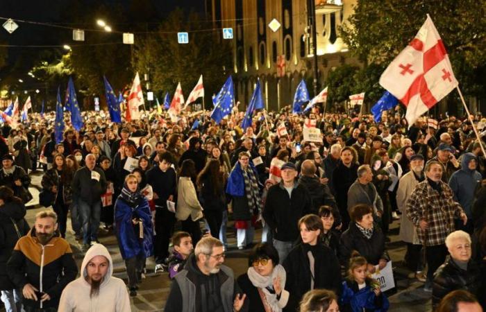 Große proeuropäische Demonstration in Tiflis vor den Parlamentswahlen