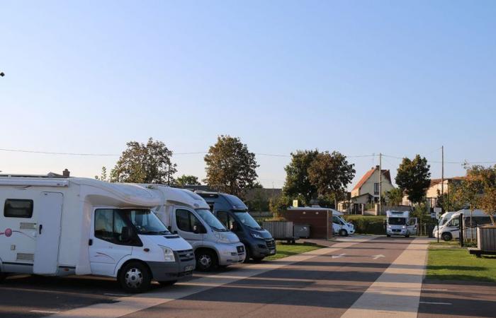 Der Wohnmobilstellplatz Pacy-sur-Eure, völlig kostenlos, ein Beispiel zum Nachmachen