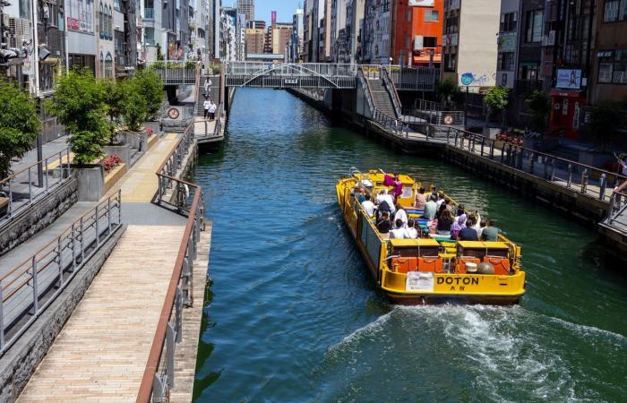 Osaka in einem neuen Licht: Entdecken Sie die Stadt mit dem Boot