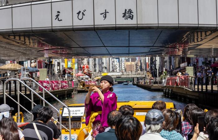 Osaka in einem neuen Licht: Entdecken Sie die Stadt mit dem Boot