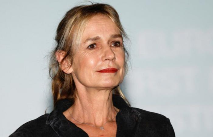 Sandrine Bonnaire spricht über den Autismus ihrer Schwester: „Die Art und Weise, wie für sie gesorgt wurde, forderte ihren Tribut“