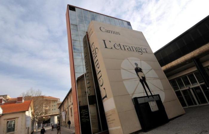 Die großen Bücher der Méjanes-Bibliothek in Aix-en-Provence werden abgebaut … vor dem Umzug?