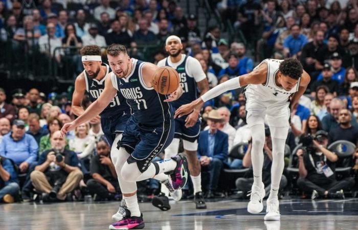 Der kraftvolle Dreier der Mavericks führt zum Saisonauftaktsieg gegen die Spurs