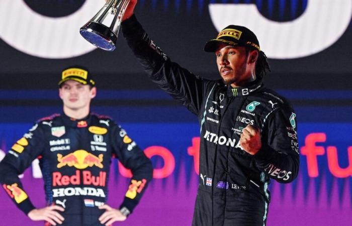 „Er ist schon lange damit durchgekommen“: Lewis Hamilton schimpft auf Max Verstappen und schlägt eine neue Regel in der F1 vor