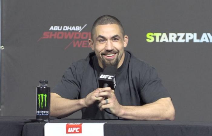 Khamzat Chimaev besiegte. Robert Whittaker bei UFC 308: Beste Fotos aus Abu Dhabi