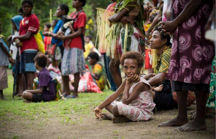 Papua, die seit 50.000 Jahren isoliert sind, tragen Denisova-Gene, die ihr Immunsystem stärken