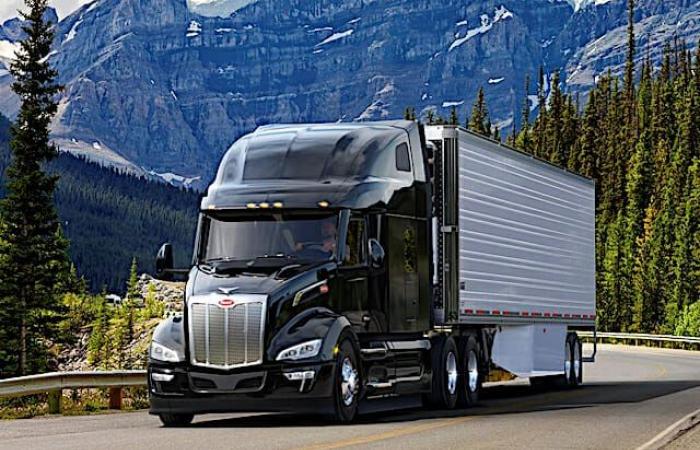 Peterbilt: Der Erdgasmotor Cummins X15N treibt die Modelle 579, 567 und 520 an