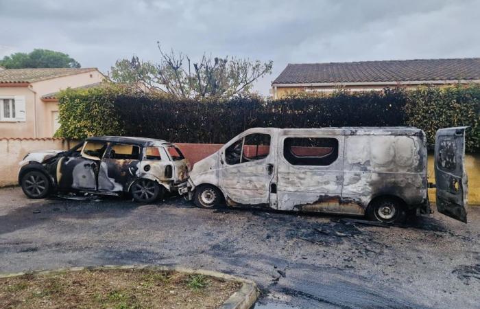 Mehrere Brandanschläge richten sich gegen gewählte Beamte und Händler in diesem kleinen Dorf