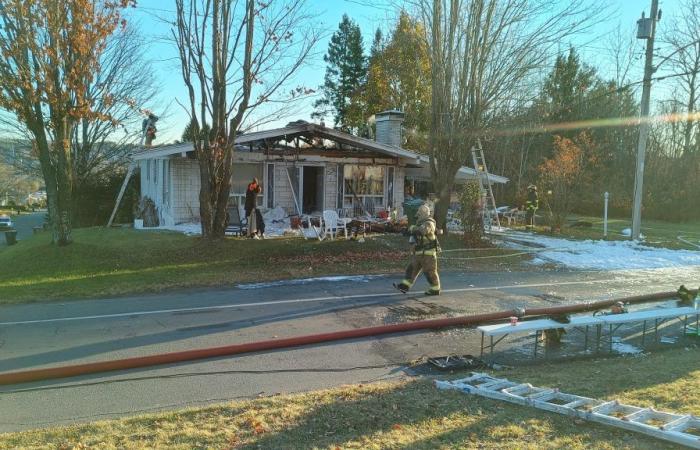 Ein Wohnhaus in Saint-Georges wurde von Flammen zerstört