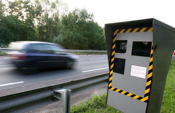 Vorsicht vor automatischen Radarkameras: Die Geräte können ab 2025 neben Geschwindigkeitsüberschreitungen auch drei neue Delikte erkennen