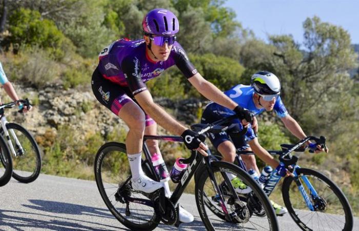 Radfahren. Transfer – Burgos-BH-Training verlängert einen jungen französischen Fahrer