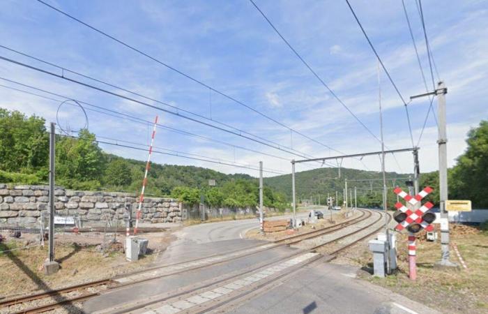 Den „unfallträchtigen“ Bahnübergang #Colonster wird es nächste Woche nicht mehr geben