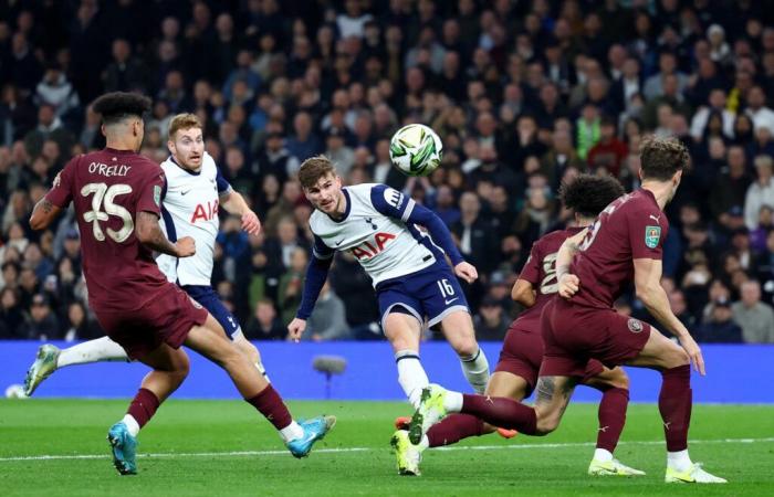 Die Spurs setzen sich gegen Man City durch, während Van Nistelrooy die Wiederbelebung von United beflügelt