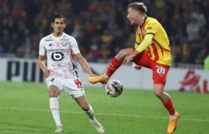 DIREKT. Lille – Lyon: Jonathan David nutzt einen Abwehrfehler von Lyon aus und eröffnet den Spielstand!