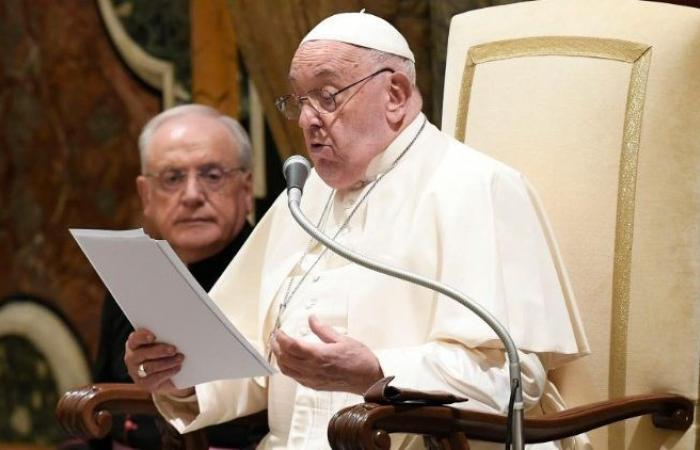 Der Papst an die vatikanischen Medien: „Wahrheit, Gerechtigkeit, Frieden“