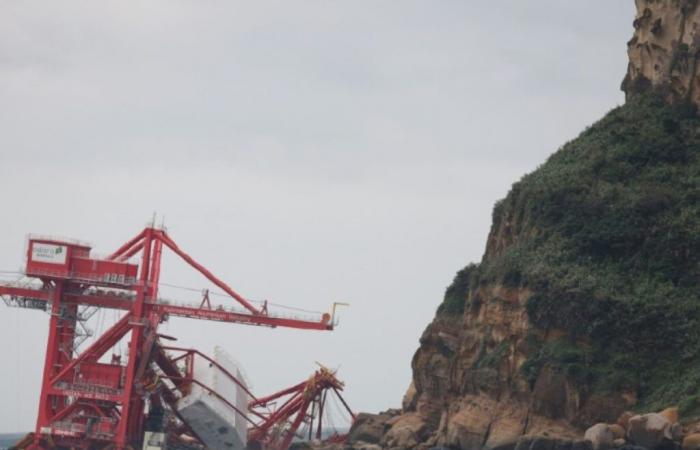 Taiwan: Wettlauf gegen die Zeit, um Treibstoff aus einem gestrandeten chinesischen Frachtschiff zu gewinnen