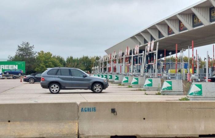 Normandie: Drei Tote nach Unfall an Mautstelle