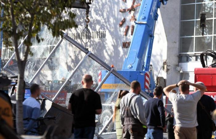 Beim Einsturz des Daches eines Bahnhofs im serbischen Novi Sad sind mindestens acht Menschen ums Leben gekommen