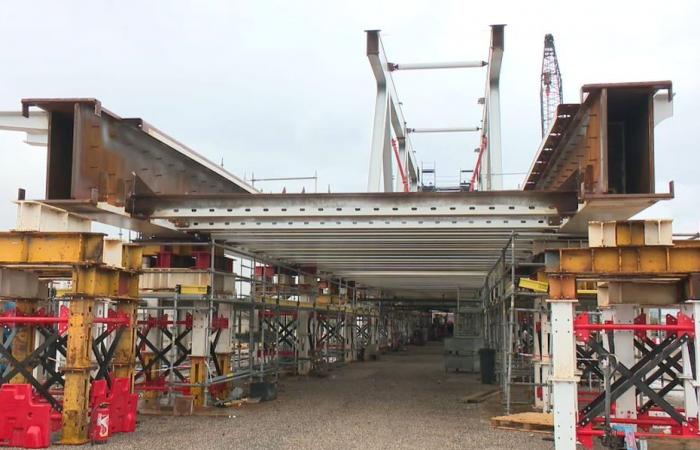 VIDEO. In Saint-Denis wird eine monumentale Eisenbahnbrücke für eines der verkehrsreichsten Netze Europas gebaut