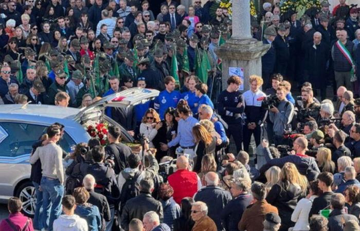 Ski Alpin. Tausende Menschen nahmen an der Beerdigung von Matilde Lorenzi teil