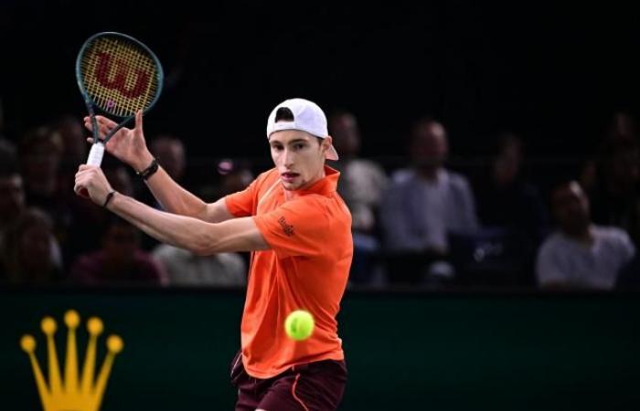 Ugo Humbert besiegt Jordan Thompson und erreicht das Halbfinale des Rolex Paris Masters