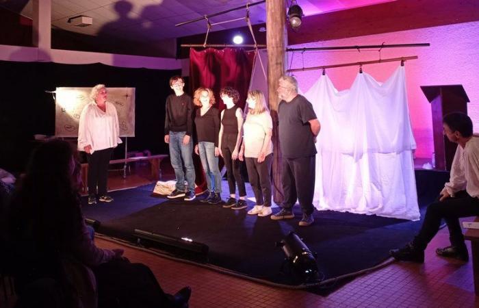 Saint-Sylvestre-sur-Lot. „O Rhythmus der Jahreszeiten“, Theater und Show begeisterten das Publikum