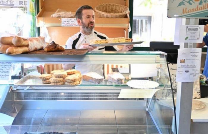 Cantal. Die Millefeuille de la Guiguite à Mandailles ist eine ziemliche Geschichte