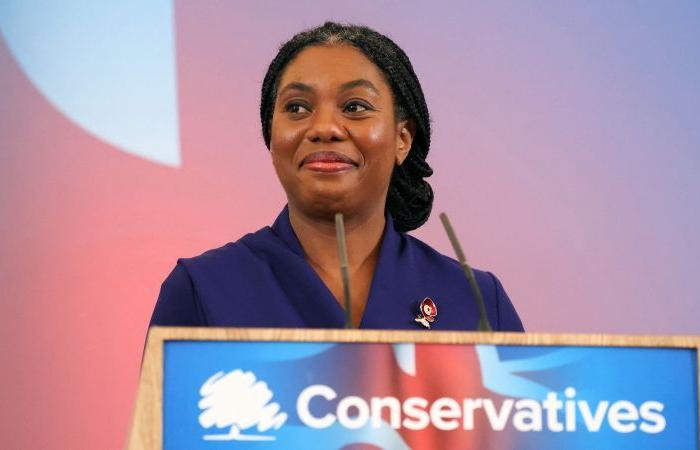 Kemi Badenoch gewinnt den Führungswettbewerb der Konservativen und verlagert ihre Partei nach der überwältigenden Wahlniederlage in Großbritannien nach rechts