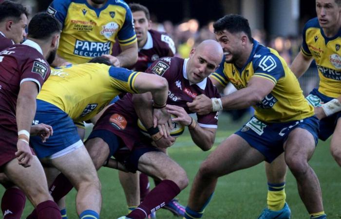 aus dem Bild, UBB rettet den Defensivbonus in Clermont (32-27)