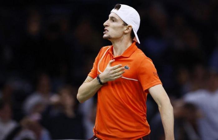 Humbert besiegt Khachanov und trifft im Finale auf Zverev