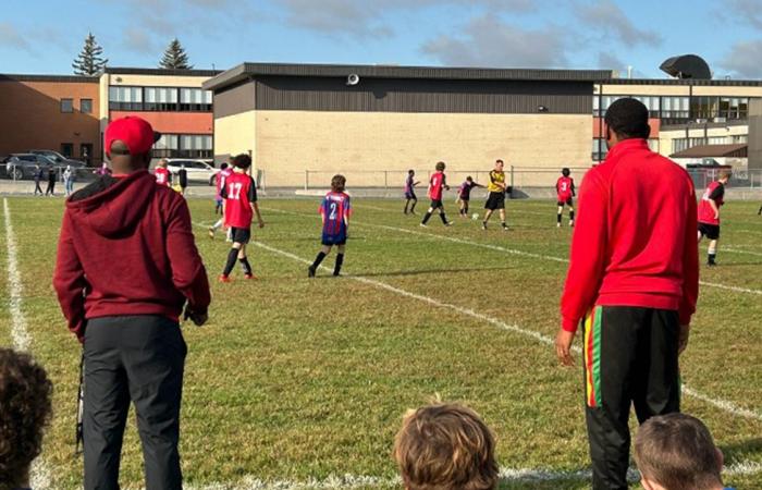 Eine Liebe zum Fußball von Kamerun bis Kanada