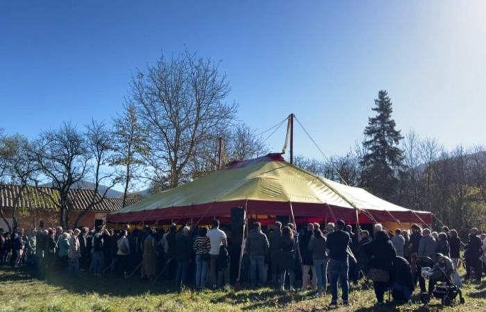 eine letzte Hommage an Paul Varry in seinem Dorf in Hautes-Alpes