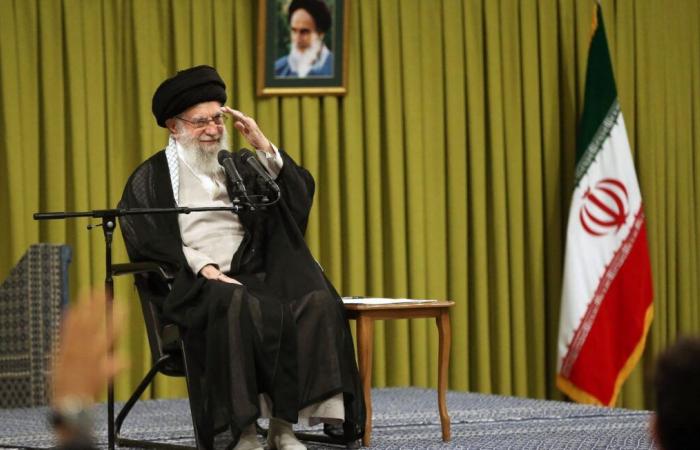 Ayatollah Khamenei droht mit Vergeltung gegen jeden Angriff auf Iran oder seine Verbündeten