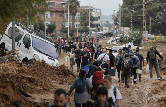 Überschwemmungen in Spanien: Laut Premierminister Pedro Sánchez steht das Land vor der „größten Naturkatastrophe“ seiner jüngeren Geschichte