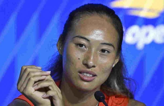 WTA-Finale > Qinwen Zheng bleibt hartnäckig und unterschreibt: „Warum sollte ich auf der Tour Freunde finden? Es gibt so viele Leute außerhalb der WTA. Ich komme hierher, um gegen sie anzutreten und das Match zu gewinnen.“