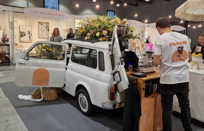 Auf der Hochzeitsmesse treffen Prinzessinnenkleider auf „Cocktail-Trucks“