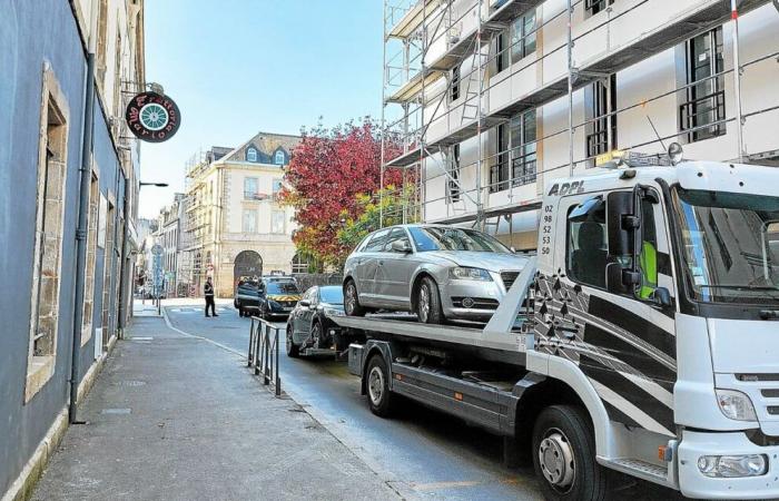 Der Fahrer war betrunken und zu schnell auf der Schnellstraße unterwegs, flüchtete, bevor er im Stadtzentrum von Quimper festgenommen wurde