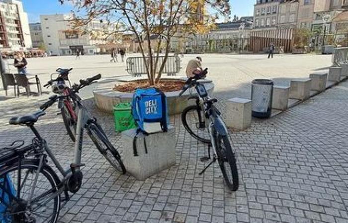 Die Gemeinde Limoges erlässt eine Anordnung, die es Hauslieferdiensten verbietet, zu bestimmten Zeiten im Stadtzentrum zu parken