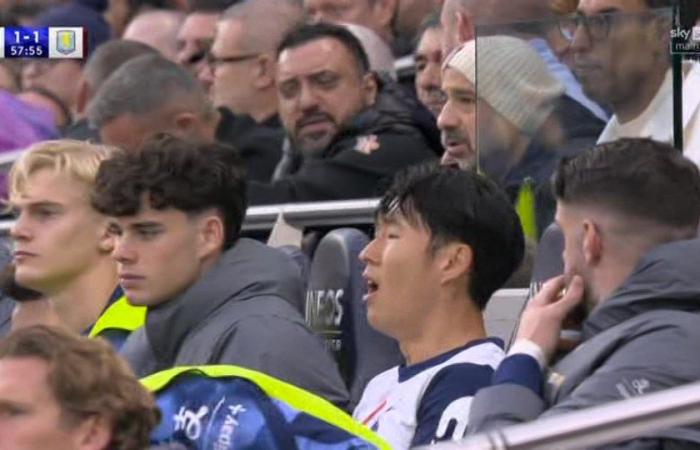 Heung-min Son scheint eine nicht jugendfreie Bemerkung zu machen, als er seine Auswechslung in Frage stellt