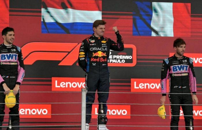 Esteban Ocon und Pierre Gasly, zwei Alpines auf dem Podium